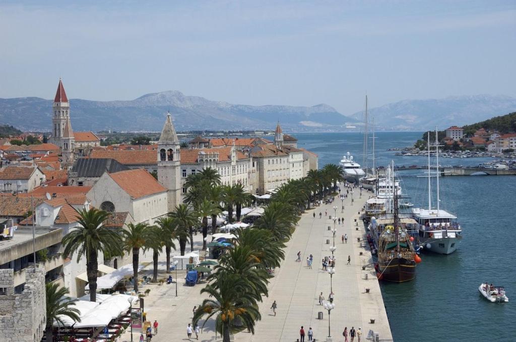 Orange Tree Garden Apartamento Trogir Exterior foto